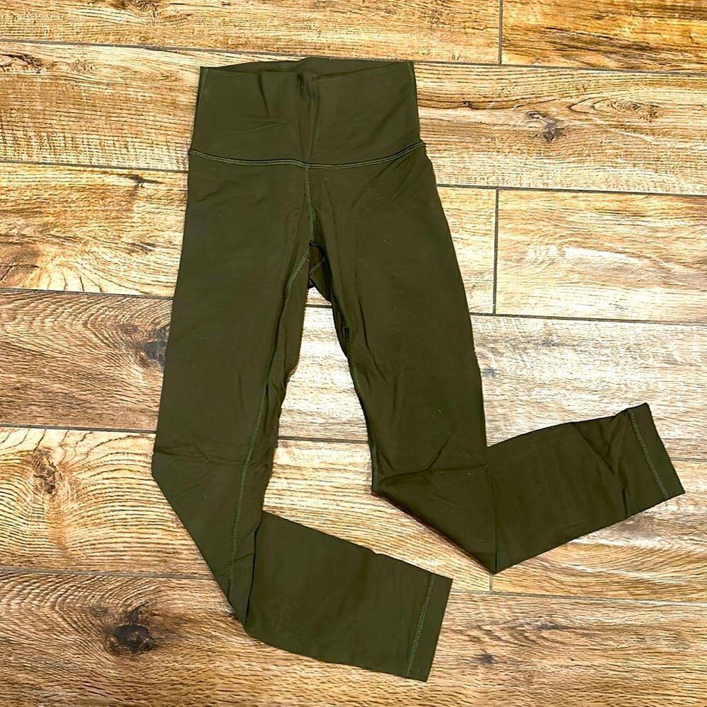 🌿 Lululemon High-Rise Wonder Under Leggings - Army Green, Size 2